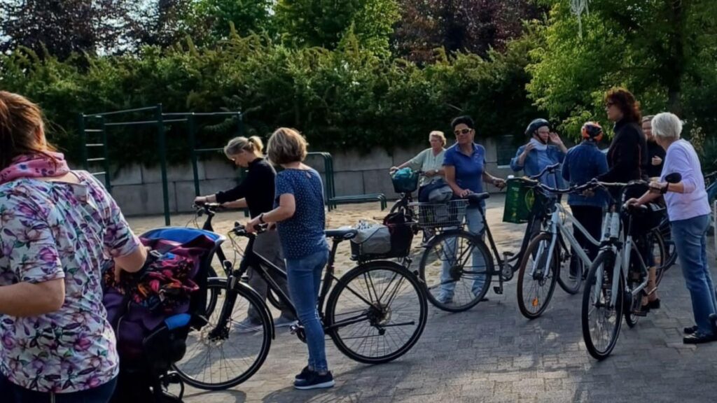 Sportgruppen on tour: Drahtesel und Drachenboot Sportgruppen